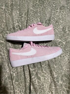 Nike Wmns Blazer Low SD Pink